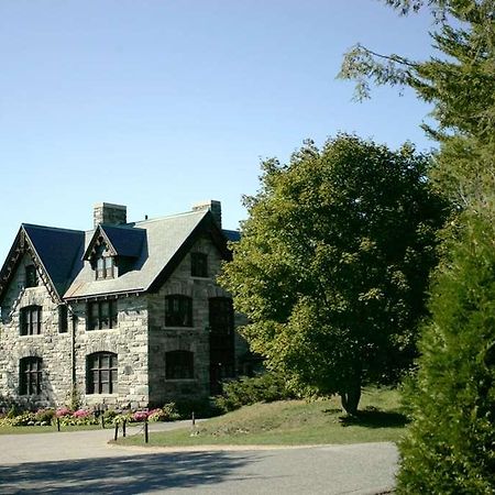 Castle Hill Resort And Spa Proctorsville Exterior photo